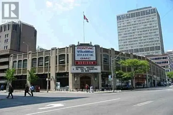 3508 - 832 BAY STREET, Toronto