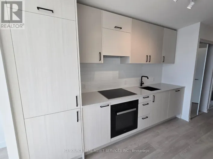 3509 - 1 QUARRINGTON LANE, Toronto