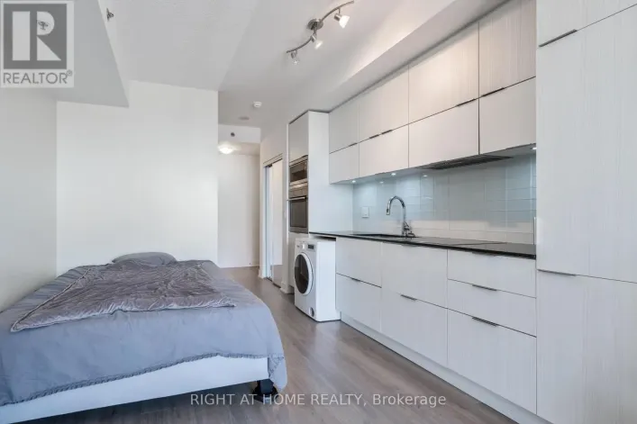 3509 - 318 RICHMOND STREET W, Toronto
