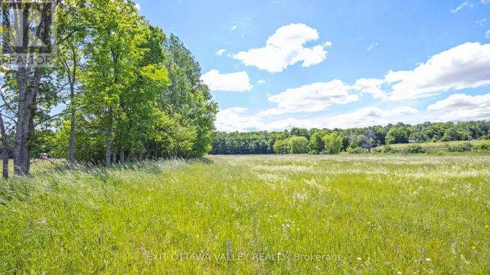 3510 FOYMOUNT ROAD, Bonnechere Valley