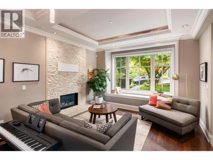 3511 W 15TH AVENUE, Vancouver