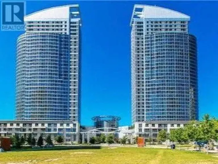 3512 - 38 LEE CENTRE DRIVE, Toronto
