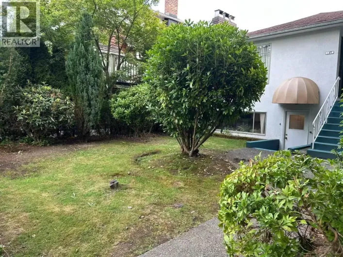 3514 W 8TH AVENUE, Vancouver