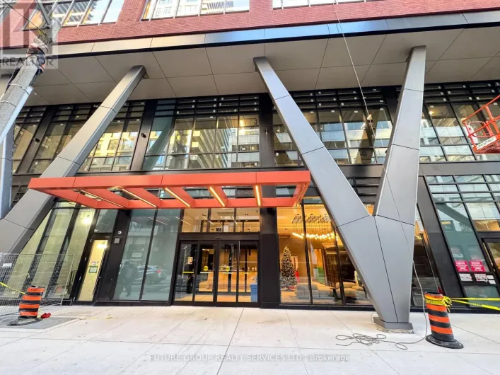 3515 - 108 PETER STREET, Toronto