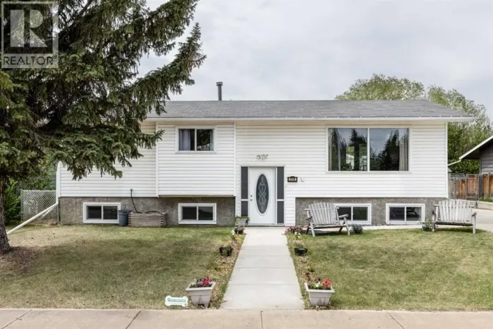 3519 51A Avenue, Innisfail