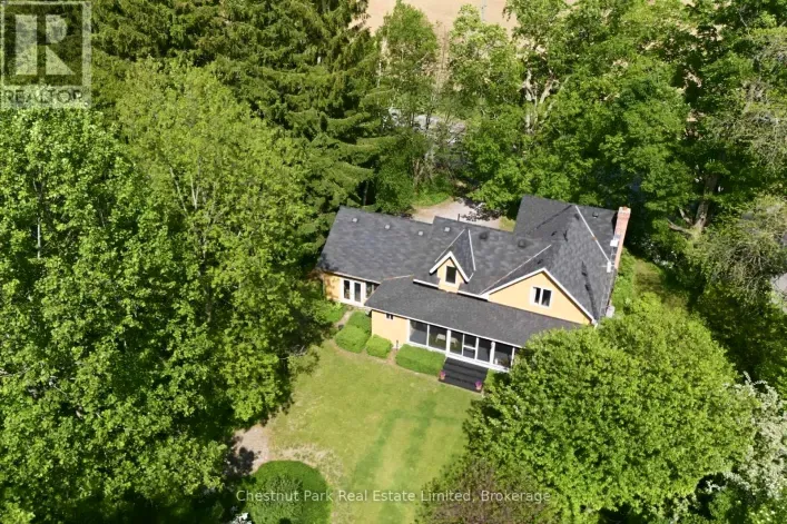 House for sale: 352 COUNTY ROAD 10, Prince Edward County