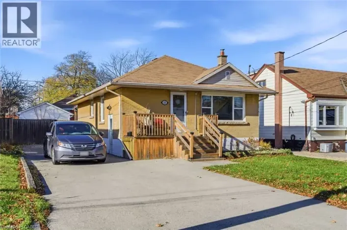 House for sale: 352 EAST 28TH Street, Hamilton