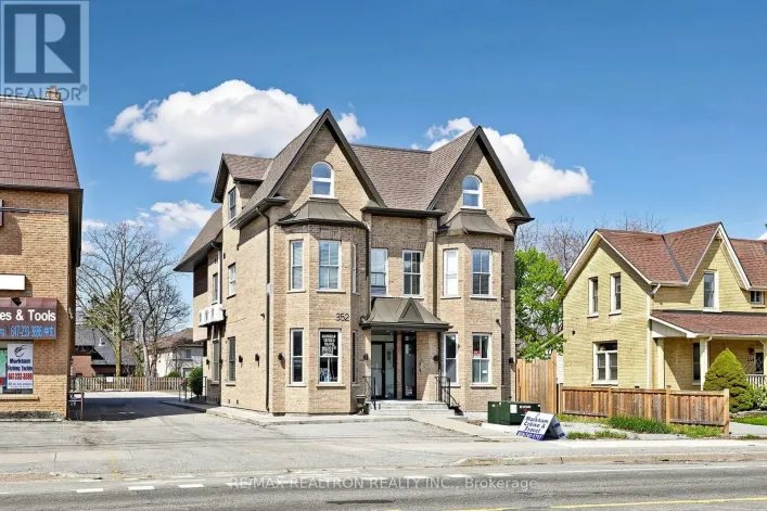 352 MAIN STREET N, Markham
