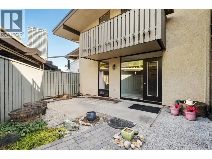 353 Boyce Crescent Unit# 14, Kelowna