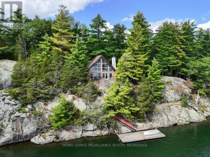 353 FRYE LANE, Frontenac