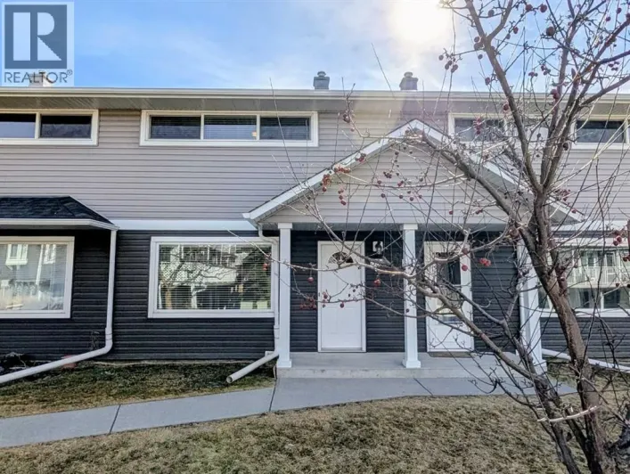 353 Regal Park NE, Calgary