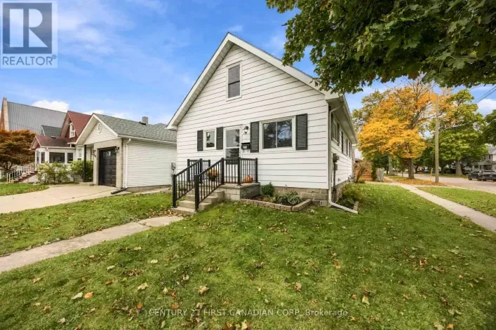 353 TALFOURD STREET, Sarnia