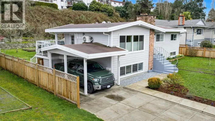 3535 Richmond Rd, Saanich
