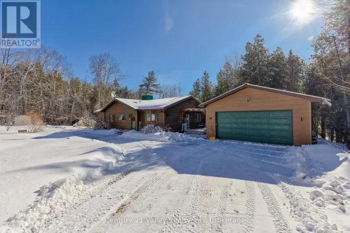 3537 CALABOGIE ROAD, Greater Madawaska