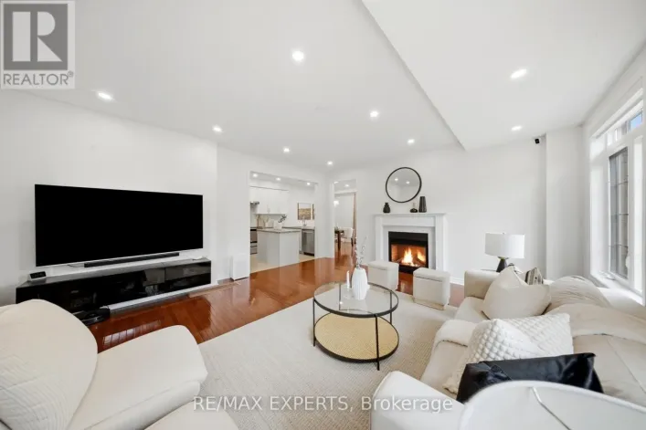 354 HOBBS CRESCENT, Milton