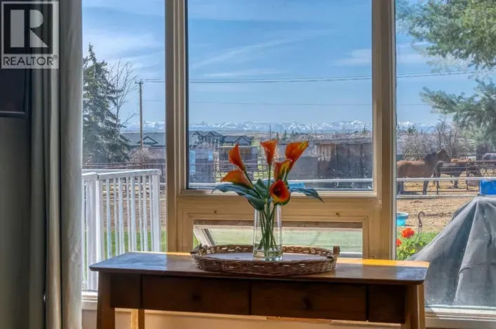 354142 48 Avenue E, Rural Foothills County