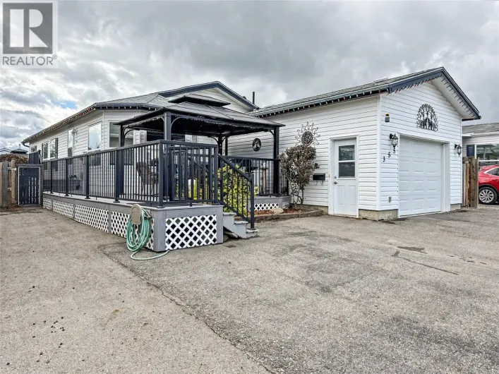 355 MISSION Crescent, Cranbrook