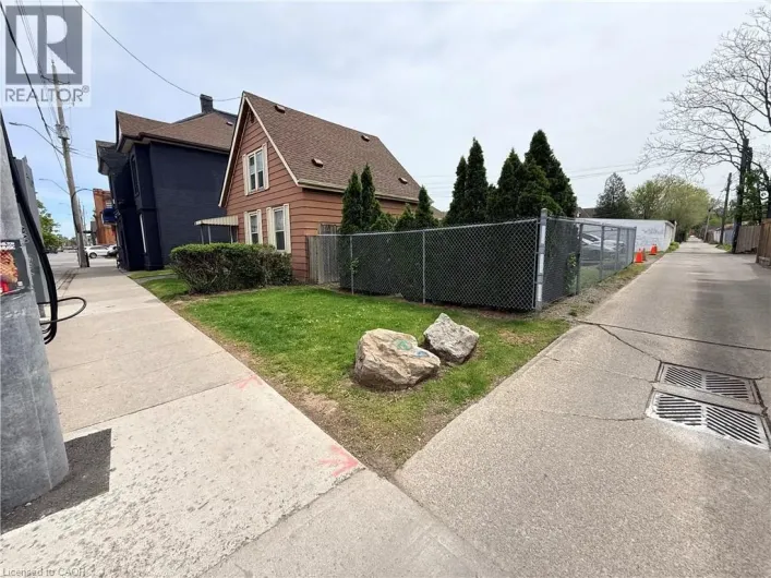 356 BARTON Street E, Hamilton