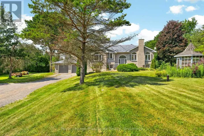 3561 VIENNA CRESCENT, Frontenac