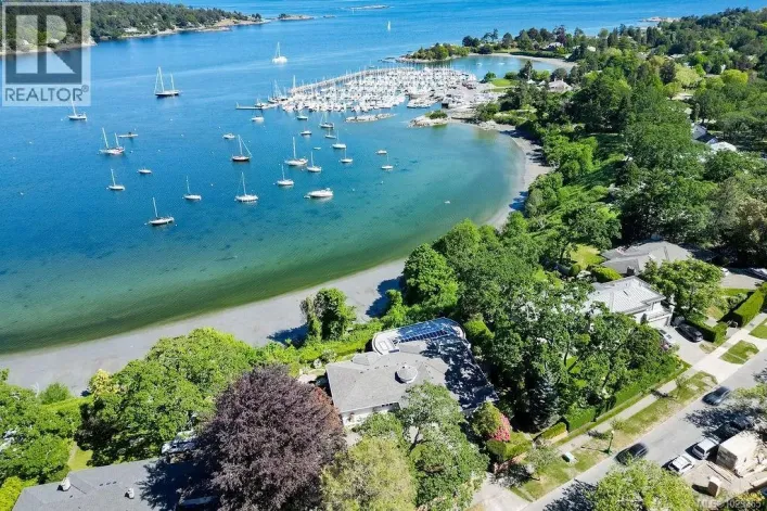 3565 Beach Dr, Oak Bay