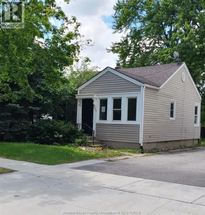 3576 Barrymore LANE, Windsor
