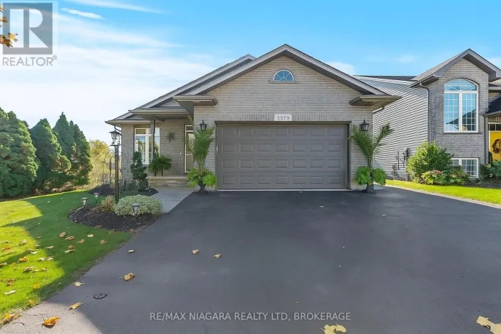 3579 CARVER STREET, Fort Erie