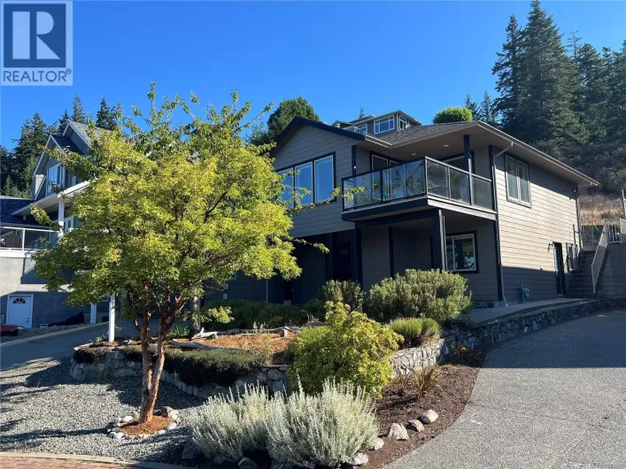 3581 Sun Vista, Langford