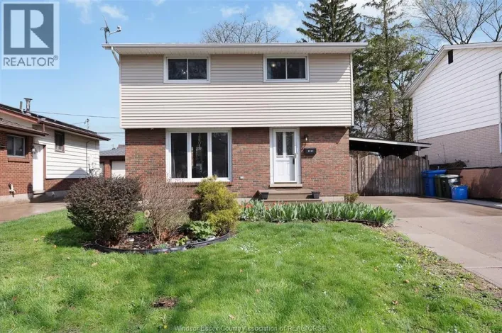 3581 WOLFE COURT, Windsor
