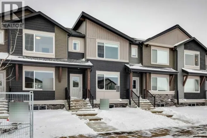 3586 Chestermere Boulevard, Chestermere