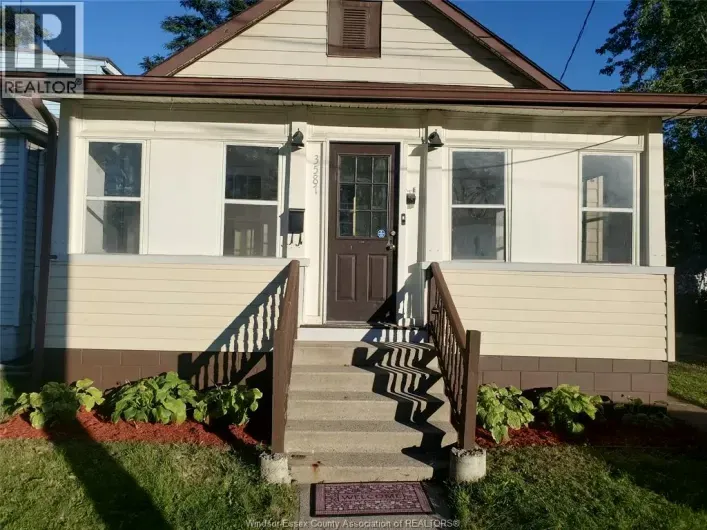 House for sale: 3587 BLOOMFIELD, Windsor