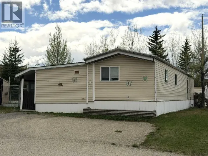 359, 133 Jarvis Street, Hinton