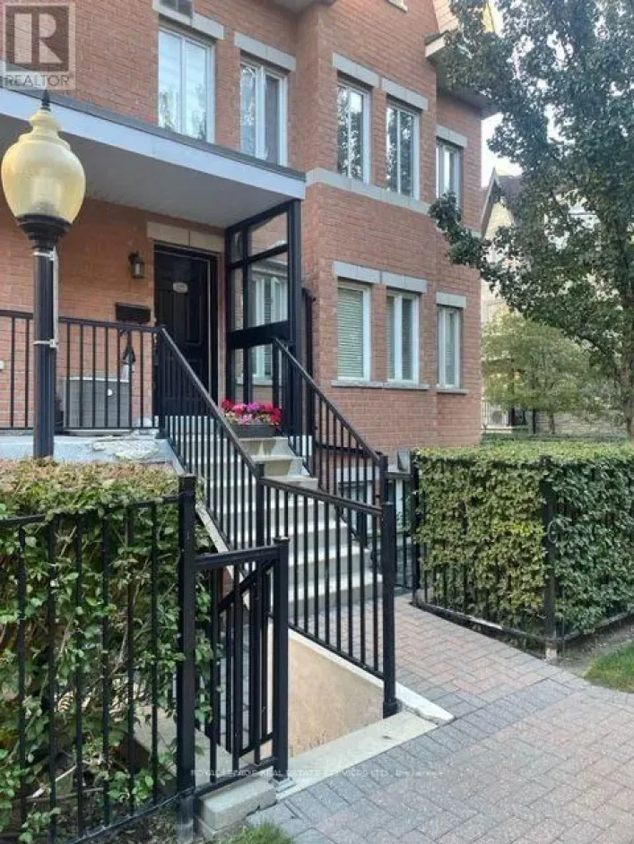 359 - 312 JOHN STREET, Markham