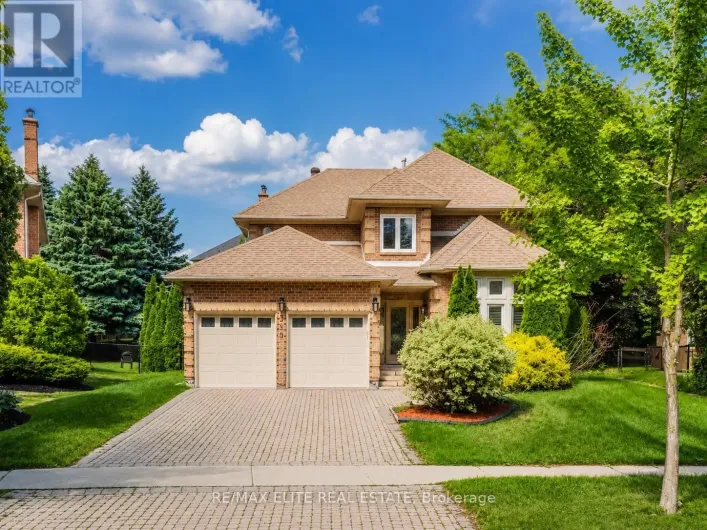 359 FAIRWAY GARDENS, Newmarket