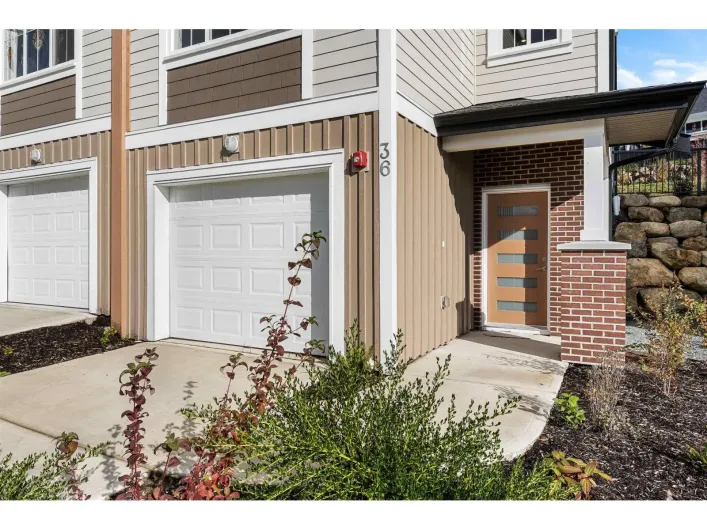 36 1928 WOODSIDE BOULEVARD|Mt Woodside, Agassiz