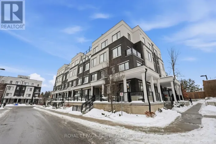 36 - 200 ALEX GARDNER CIRCLE, Aurora