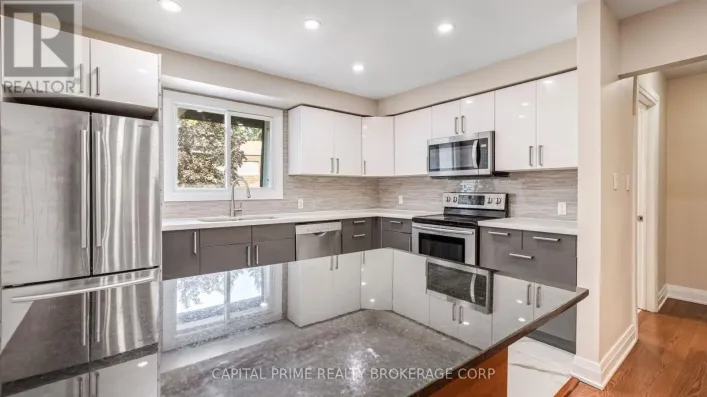 36 - 250 BRIDLETOWNE CIRCLE, Toronto