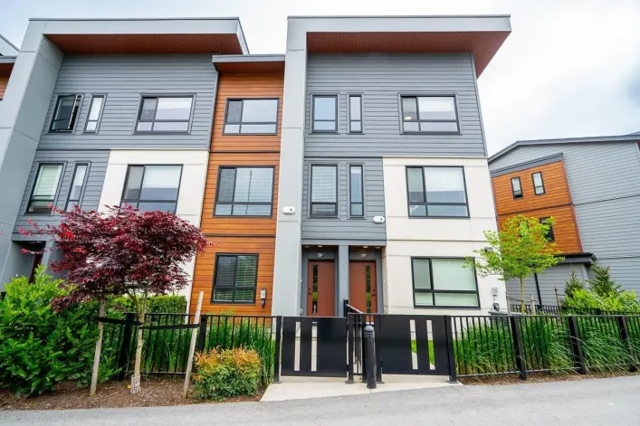 36 30530 CARDINAL AVENUE, Abbotsford