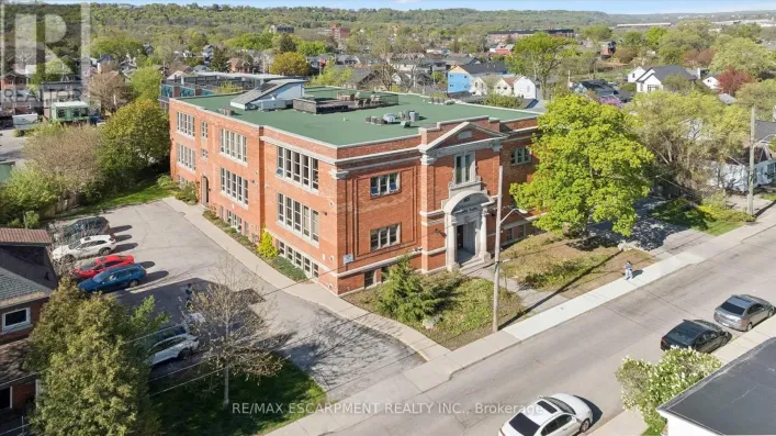 36 - 357 HUNTER STREET W, Hamilton