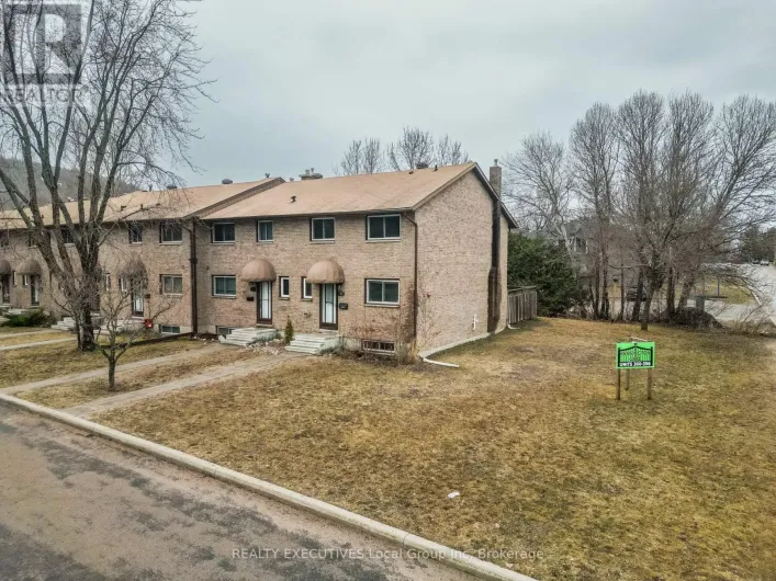 36 - 398 WICKSTEAD AVENUE, North Bay