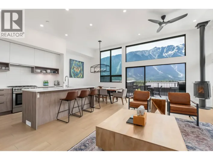 36 4000 SUNSTONE WAY, Pemberton