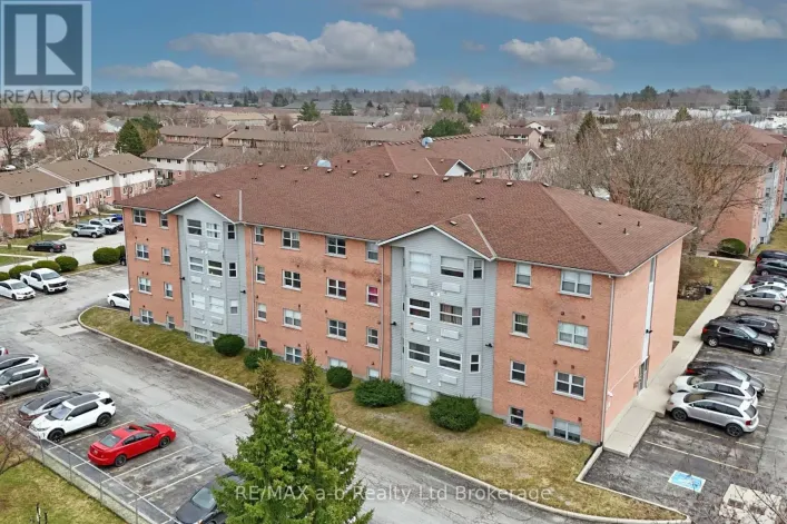 36 - 64 HIAWATHA ROAD, Woodstock