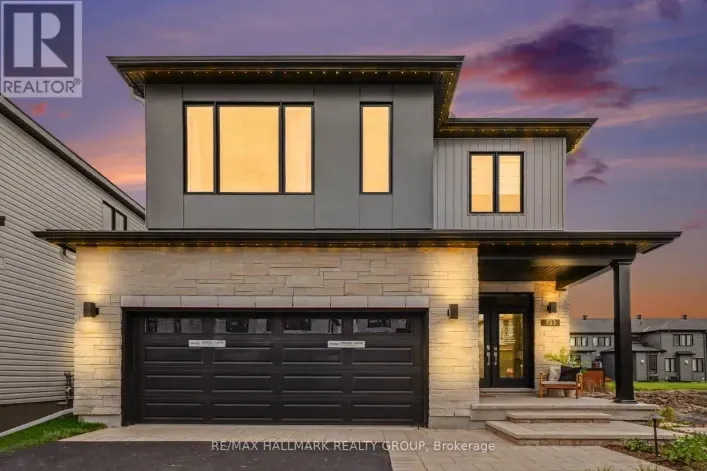 36 BIG DIPPER STREET, Ottawa