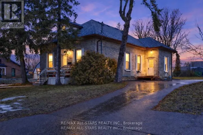 36 CAROLINE STREET, Kawartha Lakes