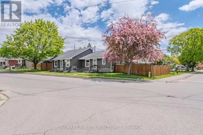 36 CRANDELL AVENUE, Brantford