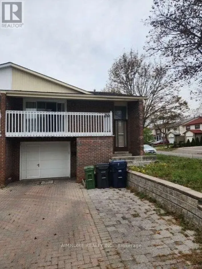 36 EVANSVILLE ROAD, Toronto