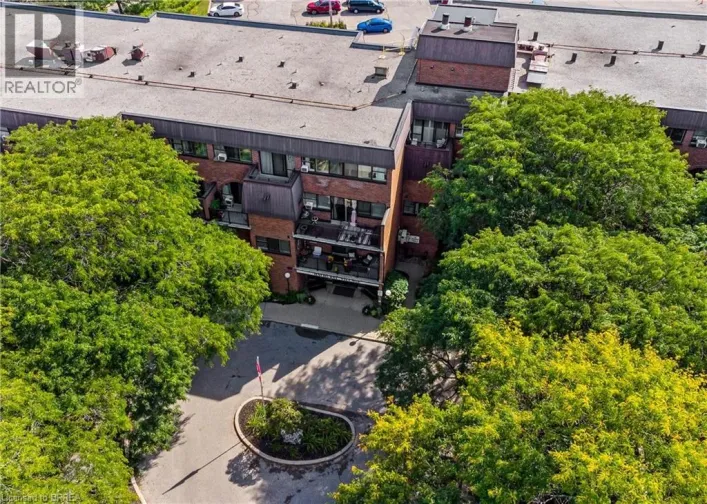 36 HAYHURST Road Unit# 301, Brantford