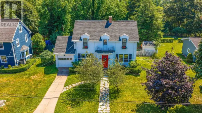 36 Highland Drive, Truro