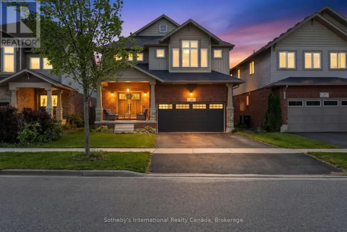 36 KAYLA CRESCENT, Collingwood