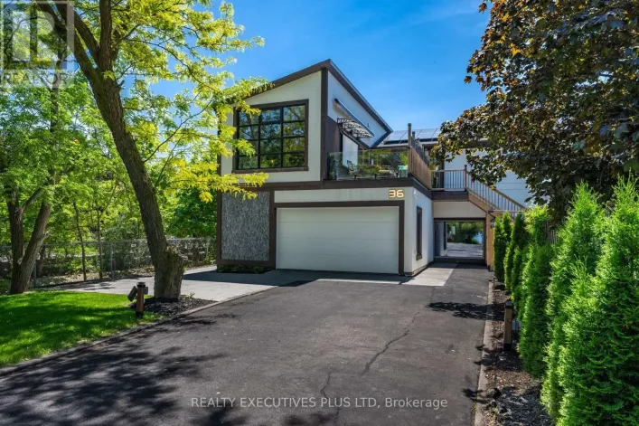 36 LAKEVIEW DRIVE, Hamilton