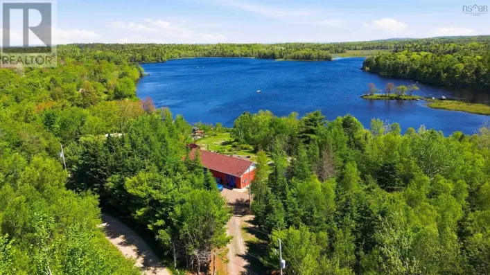 36 Lakeview Drive, Lake La Rose